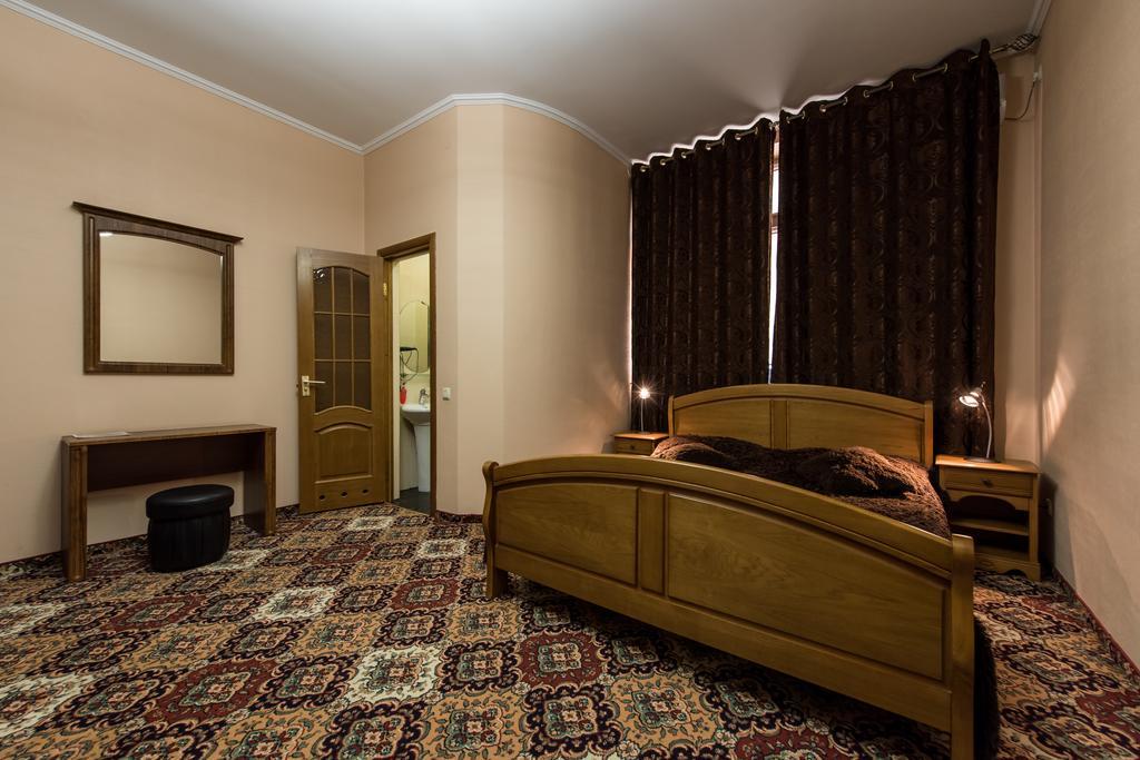 Premium Hotel Tjernivtsi Rum bild
