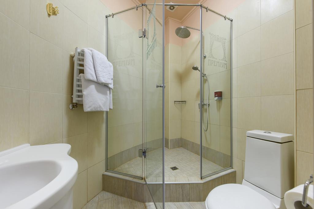 Premium Hotel Tjernivtsi Rum bild